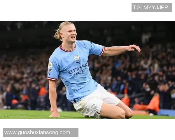 德甲赛场上的曼城新星哈兰德展现惊人实力引发全球关注