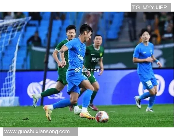 林良铭精彩远射助力大连英博赢得关键比赛胜利