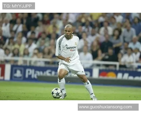 皇马宣布签下巴西后卫路易斯，强化进攻阵容和稳固防线